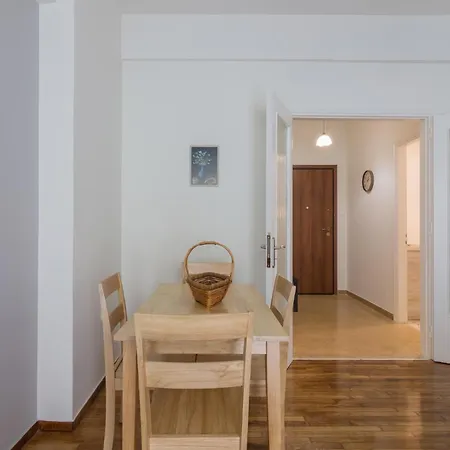 Coloneum 1bd Cozy In Kolonos Apartment *