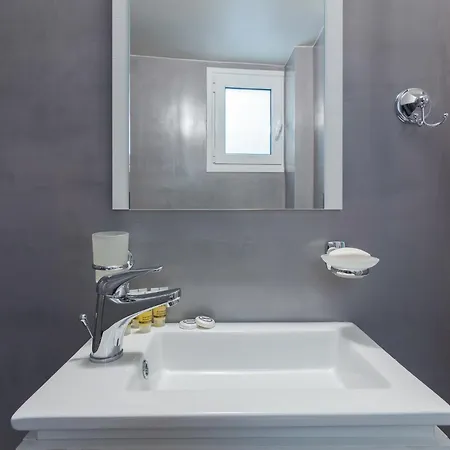 Coloneum 1bd Cozy In Kolonos * Athens