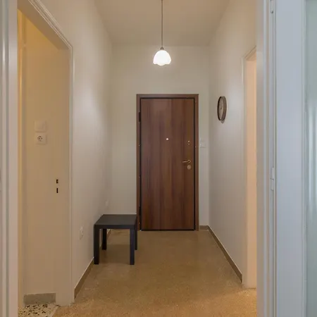 Coloneum 1bd Cozy In Kolonos Apartment Athens