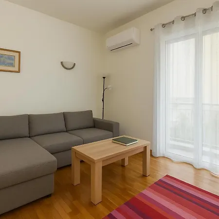 Coloneum 1bd Cozy In Kolonos Apartment
